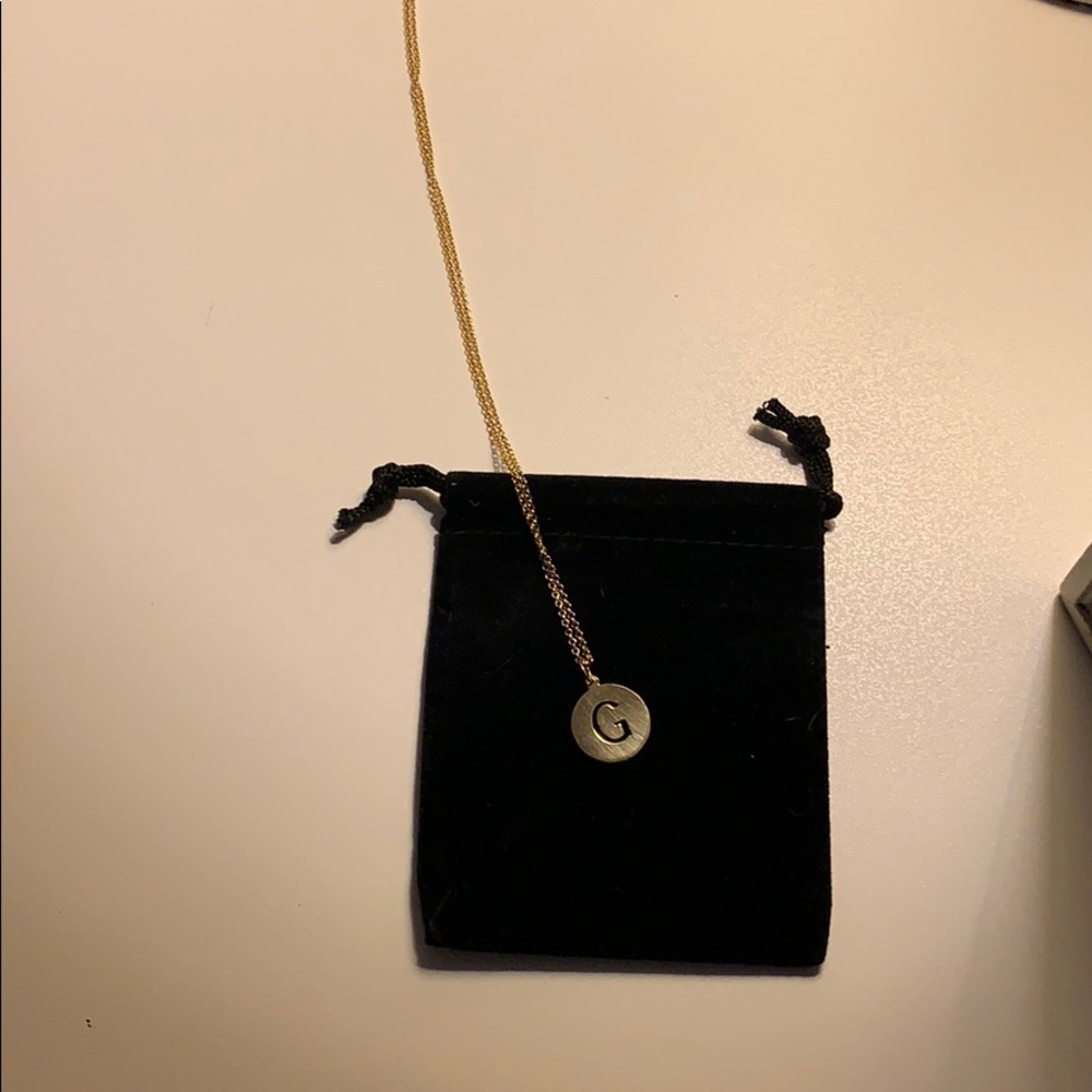 14 karat gold plated sterling silver ‘G’ necklace